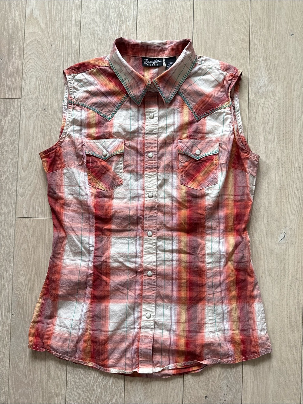 Wrangler Retro Women's Plaid Print Sleeveless Pearl Snap Western Shirt Size M